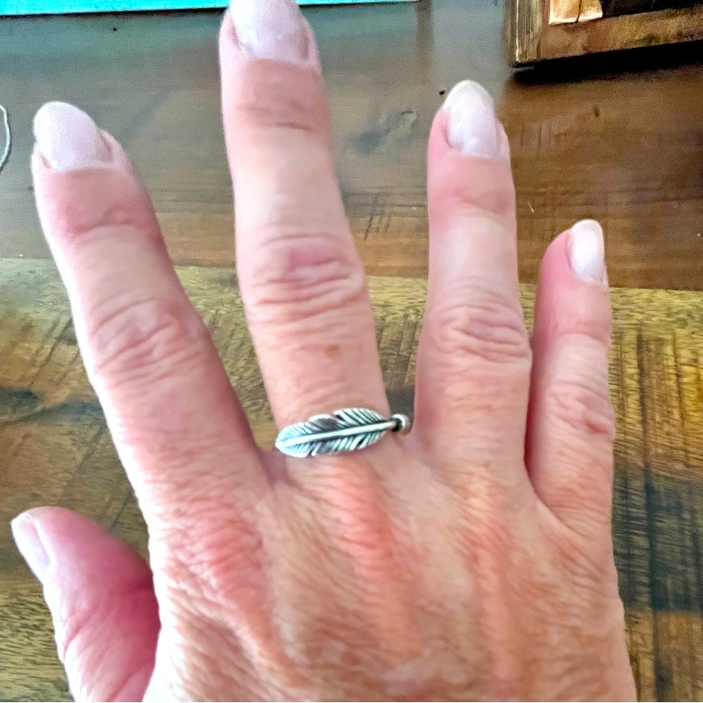 Retired James Avery Feather ring